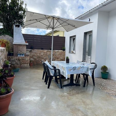 O Cobijo De Elva Villa Arou Kültér fotó